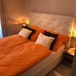 Gyoengye Lux *