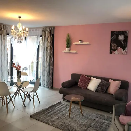 Apartment Gyoengye Lux Szeged