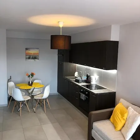 Gyoengye Lux Apartment *