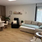 Gyoengye Lux Daire