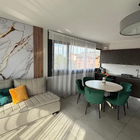 Apartament Gyoengye Lux *