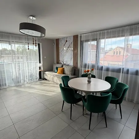 Gyoengye Lux Seghedin