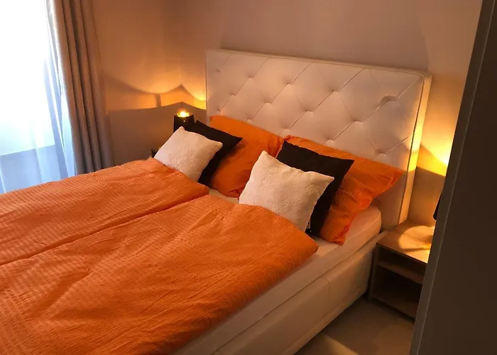 Gyoengye Lux *